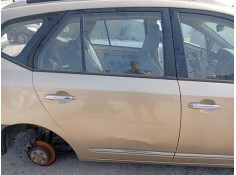 Recambio de puerta trasera derecha para kia carens iii monospace (un) 2.0 crdi 140 referencia OEM IAM 770041D010  