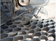 Recambio de moldura para kia carens iii monospace (un) 2.0 crdi 140 referencia OEM IAM 865611D010   2