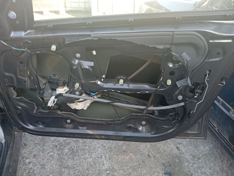 Recambio de elevalunas delantero derecho para bmw 3 (e90) 320 d referencia OEM IAM 51337140588  