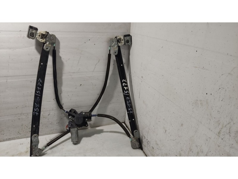 Recambio de elevalunas delantero izquierdo para chrysler voyager (rg) 2.8 crd cat referencia OEM IAM 68037297AA  