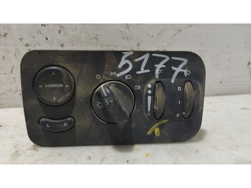 Recambio de mando luces para chrysler voyager (rg) 2.8 crd cat referencia OEM IAM 39754D2108031  0YD111DVAD