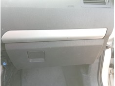 Recambio de guantera para opel zafira / zafira family b (a05) 1.7 cdti (m75) referencia OEM IAM 13199662  