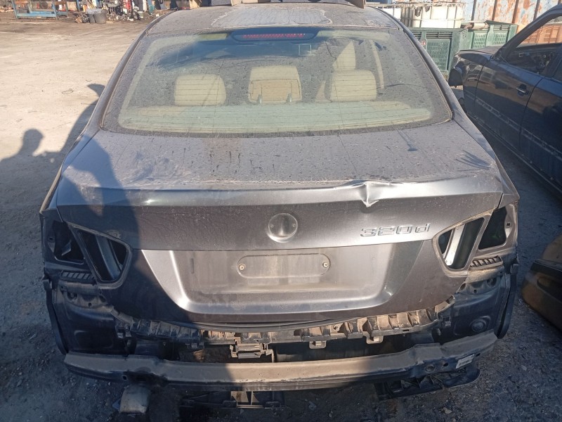 Recambio de porton trasero para bmw 3 (e90) 320 d referencia OEM IAM 41627151491  