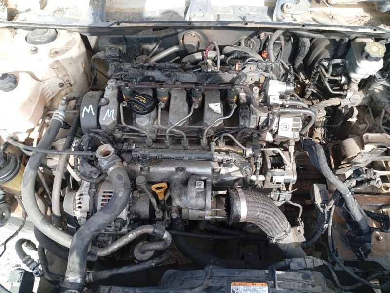 Recambio de culata para kia carens iii monospace (un) 2.0 crdi 140 referencia OEM IAM 2210027750  