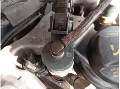 Recambio de inyector para kia carens iii monospace (un) 2.0 crdi 140 referencia OEM IAM 3380027400 0445110258  2