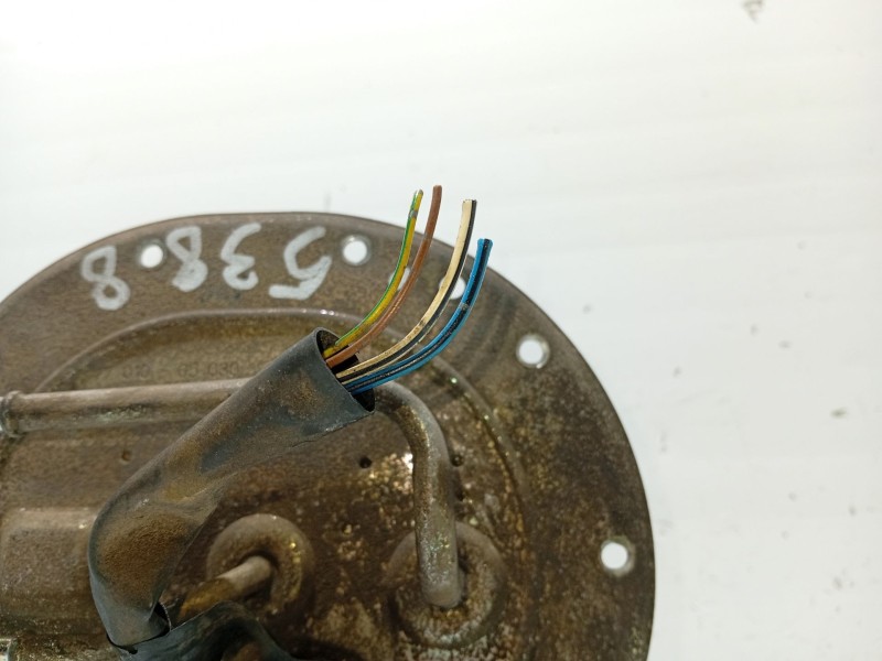 Recambio de aforador para toyota avensis t22 referencia OEM IAM 8332005020 7701005030 221824067002