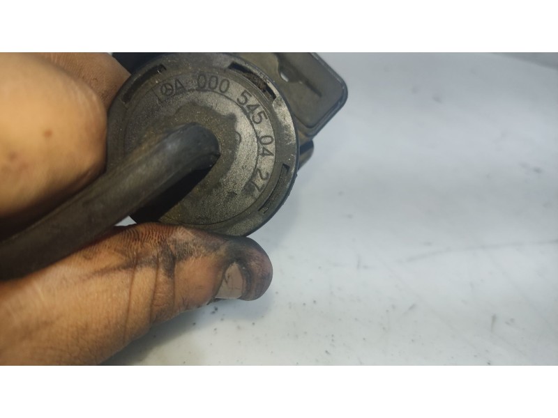 Recambio de valvula para mercedes-benz clase c (w203) berlina referencia OEM IAM A0005450527  