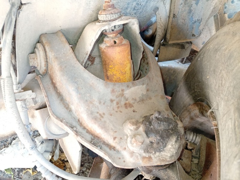 Recambio de brazo suspension superior delantero izquierdo para ssangyong korando referencia OEM IAM 01895BSSDI  