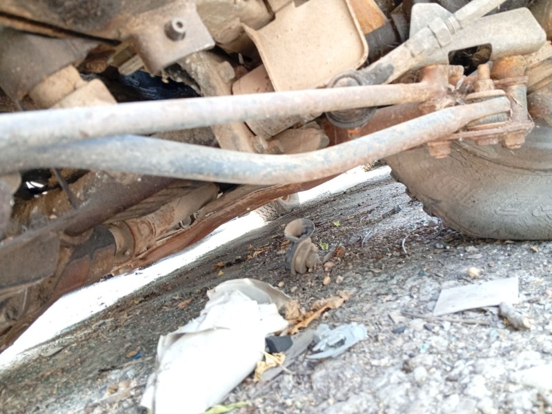 Recambio de barra direccion para ssangyong korando referencia OEM IAM 01895BDI  