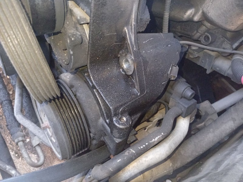 Recambio de compresor aire acondicionado para bmw 3 (e90) 320 d referencia OEM IAM 64526987766  