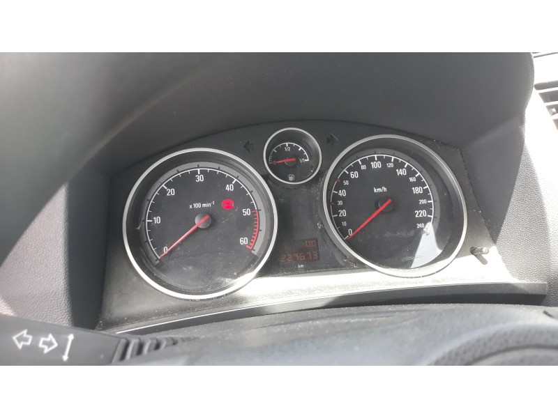opel zafira b 1.9 cdti   |   0.05 - ... | 2005 | 120 cv / 88 kw del año 2005