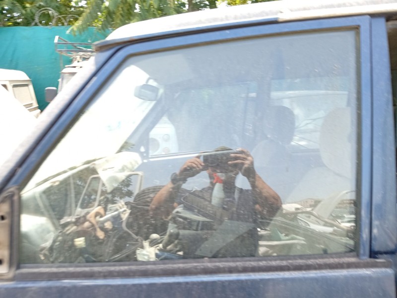 Recambio de luna delantera izquierda para ssangyong korando referencia OEM IAM 01895LDI  