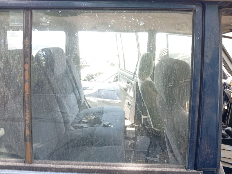 Recambio de luna trasera derecha para ssangyong korando referencia OEM IAM 01895LTD  