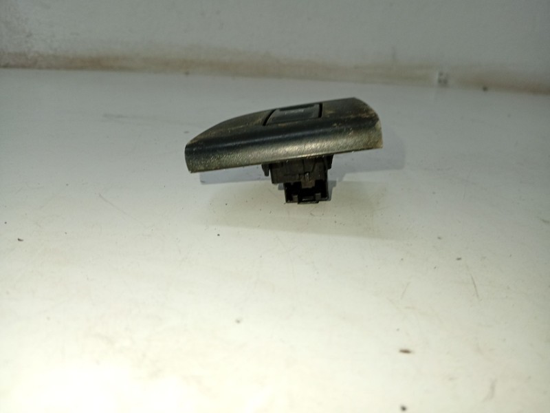 Recambio de mando elevalunas trasero derecho para skoda octavia iii (5e3, nl3, nr3) 1.6 tdi referencia OEM IAM 5E0959855A  