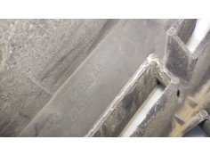 Recambio de calandra delantera de radiador para chrysler voyager (rg) 2.8 crd cat referencia OEM IAM 04857960AA   2
