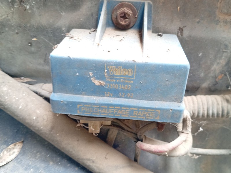 Recambio de caja precalentamiento para ssangyong korando referencia OEM IAM 73103402  