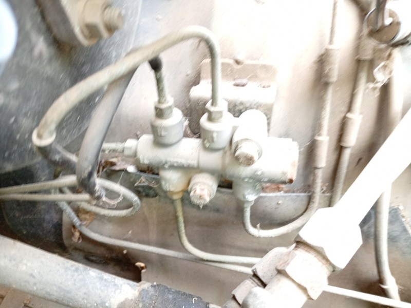 Recambio de repartidor de freno para ssangyong korando referencia OEM IAM 01895RF  