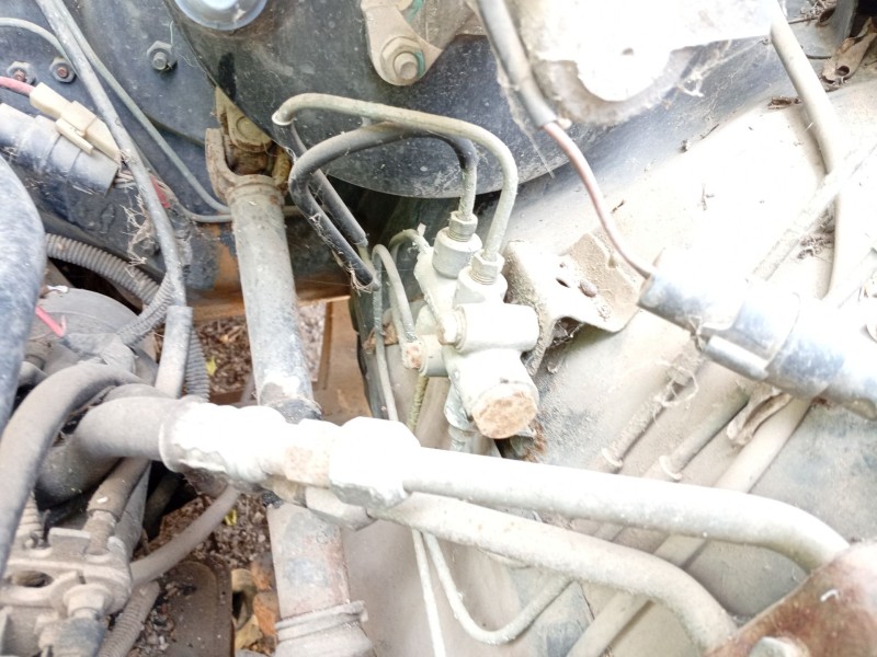 Recambio de repartidor de freno para ssangyong korando referencia OEM IAM 01895RF  