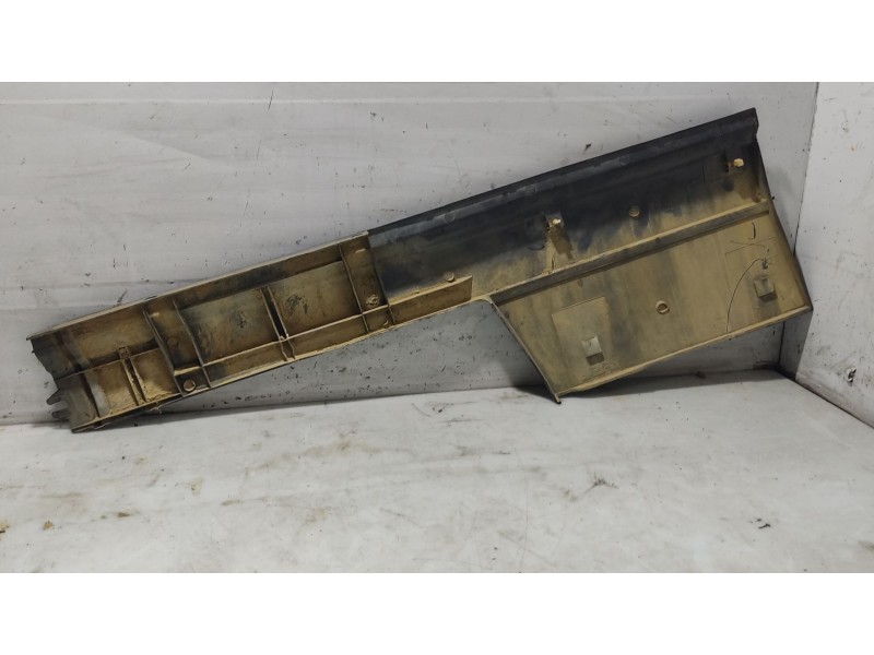 Recambio de moldura para seat marbella (28a) 0.9 cat referencia OEM IAM 05566M  