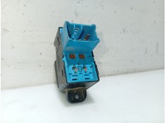 Recambio de mando elevalunas trasero izquierdo para kia carens iii monospace (un) 2.0 crdi 140 referencia OEM IAM 935801D000  20 2