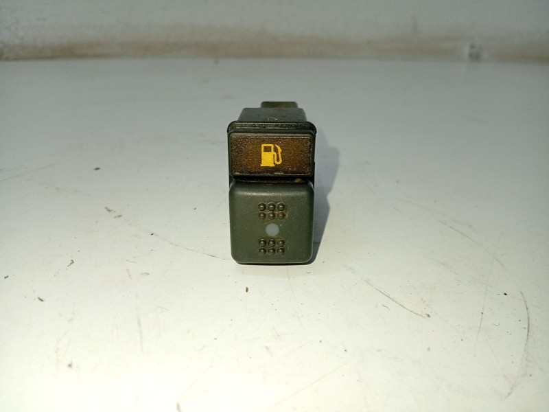 Recambio de interruptor para ssangyong korando referencia OEM IAM 8525003500  