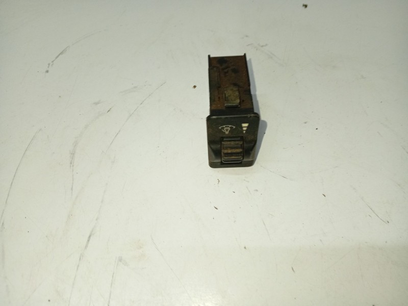 Recambio de interruptor para ssangyong korando referencia OEM IAM 8139001300  