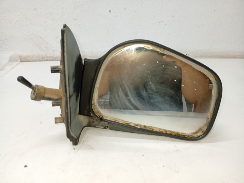 Recambio de espejo retrovisor derecho para ssangyong korando referencia OEM IAM 01895ERD  