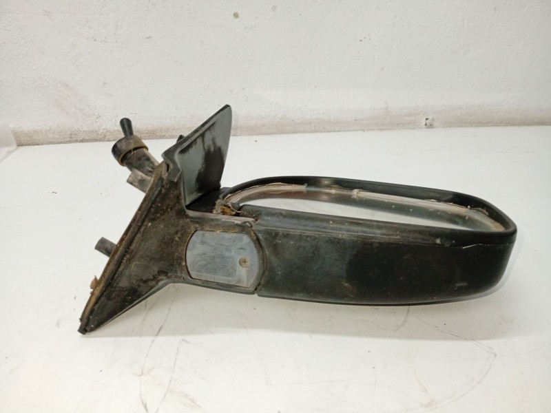 Recambio de espejo retrovisor derecho para ssangyong korando referencia OEM IAM 01895ERD  