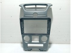 Recambio de moldura para kia carens iii monospace (un) 2.0 crdi 140 referencia OEM IAM 80469848  