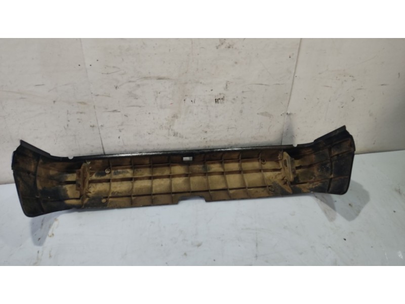 Recambio de paragolpes trasero para seat marbella (28a) 0.9 cat referencia OEM IAM SE028563220C  