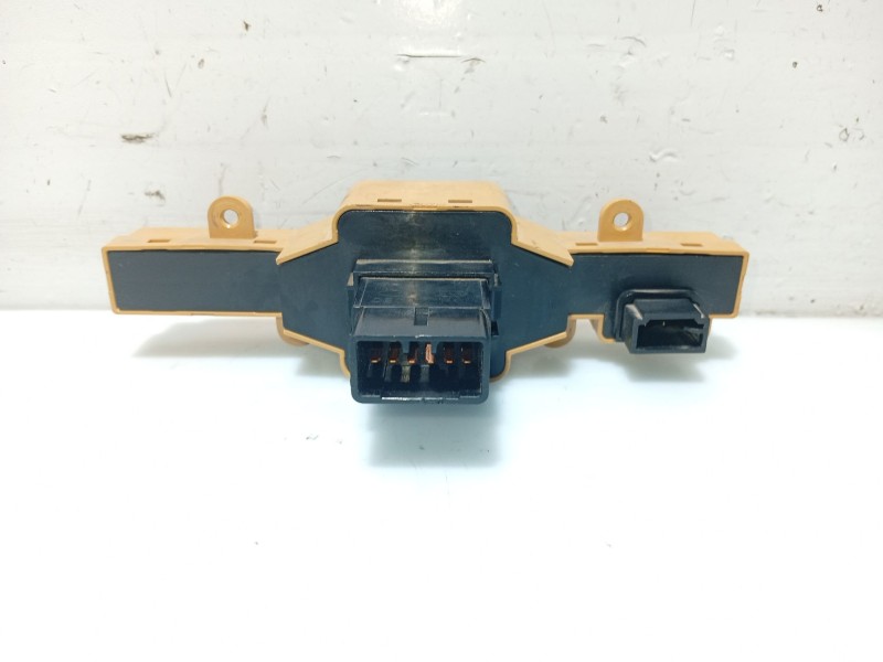 Recambio de warning para kia carens iii monospace (un) 2.0 crdi 140 referencia OEM IAM 937901D000  