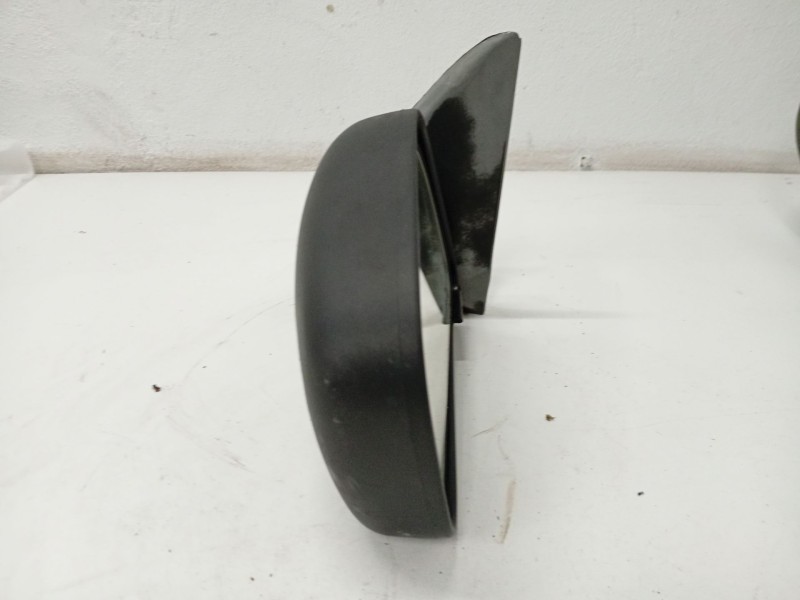 Recambio de espejo retrovisor izquierdo para ssangyong korando referencia OEM IAM 01895ERI  