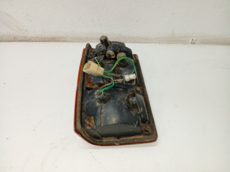 Recambio de piloto trasero derecho para ssangyong korando referencia OEM IAM 736510032000R  