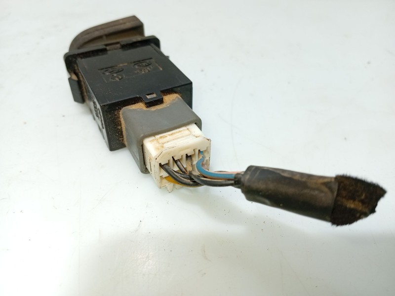 Recambio de interruptor para hyundai accent (mc) referencia OEM IAM 937101E000  