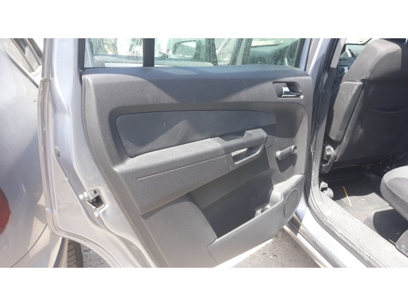 opel zafira b 1.9 cdti   |   0.05 - ... | 2005 | 120 cv / 88 kw del año 2005