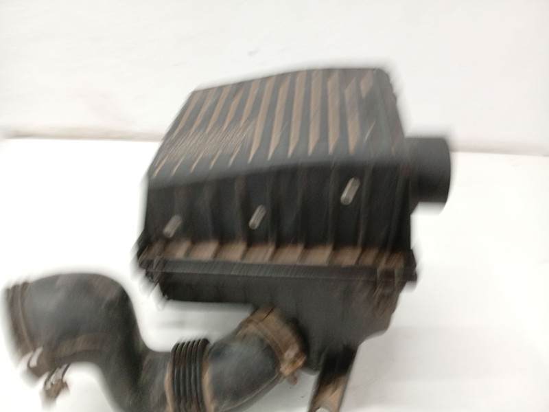 Recambio de caja filtro de aire para ssangyong korando referencia OEM IAM 2311003710  