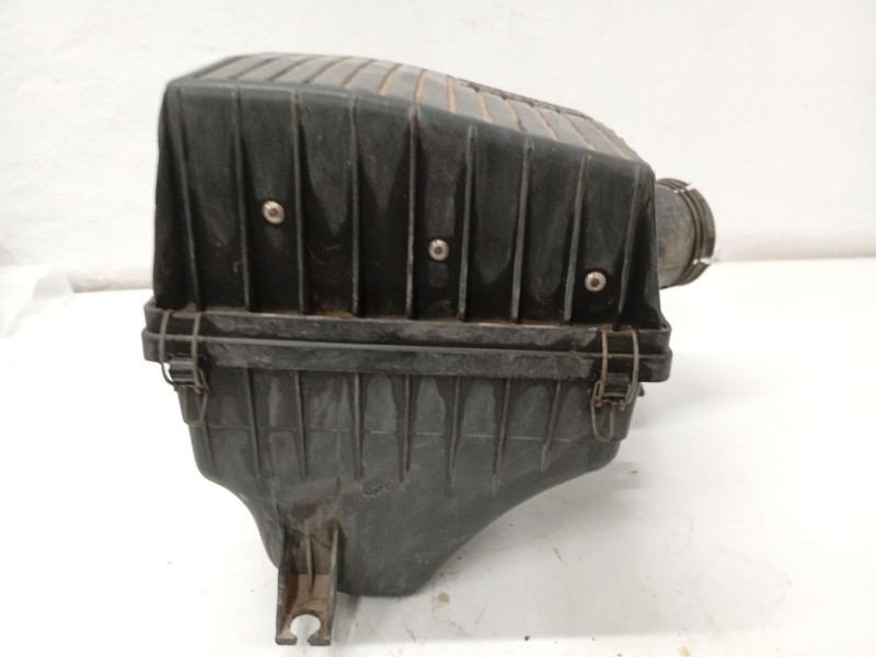 Recambio de caja filtro de aire para ssangyong korando referencia OEM IAM 2311003710  
