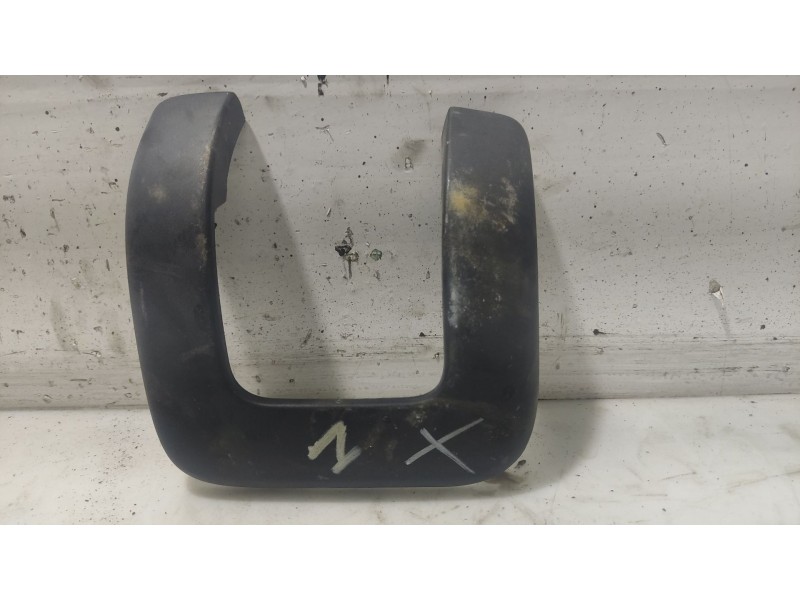 Recambio de moldura para renault master ii phase 2 caja cerrada referencia OEM IAM 7700352200  