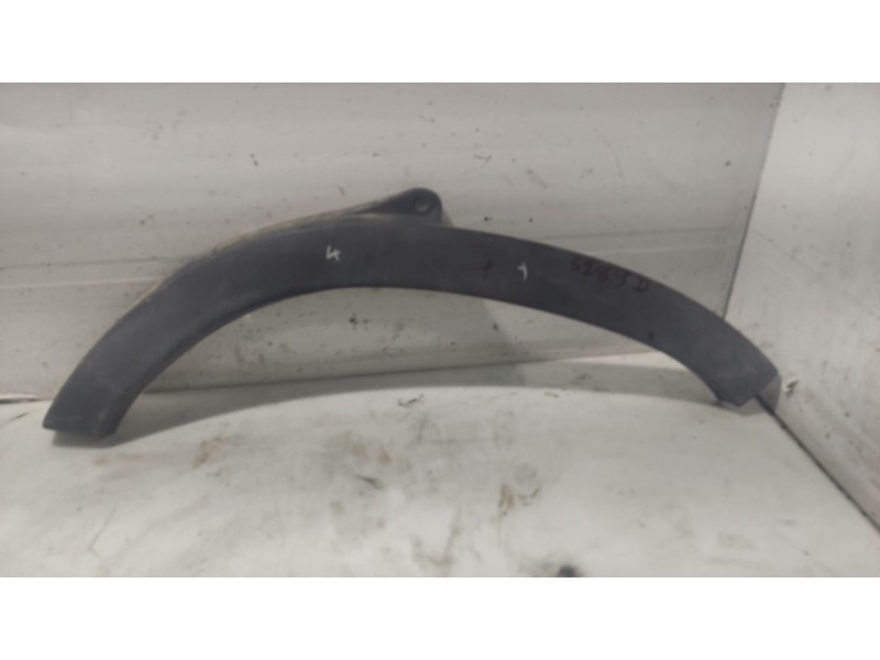 Recambio de moldura para renault master ii phase 2 caja cerrada referencia OEM IAM 8200197168  