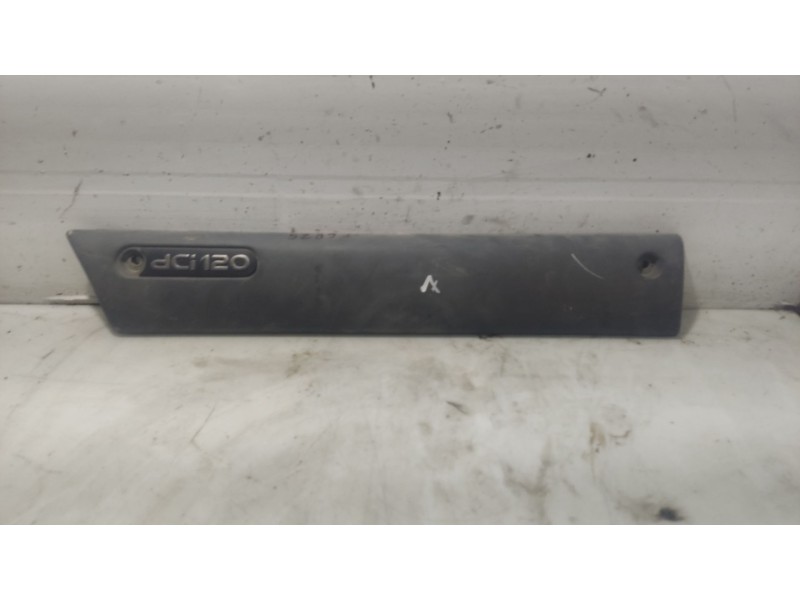 Recambio de moldura para renault master ii phase 2 caja cerrada referencia OEM IAM 7701692580  