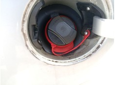 Recambio de tapon combustible para opel zafira / zafira family b (a05) 1.7 cdti (m75) referencia OEM IAM 13140958  