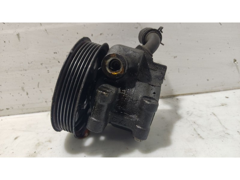 Recambio de bomba direccion para ford focus turnier (cak) ghia referencia OEM IAM 1371089  