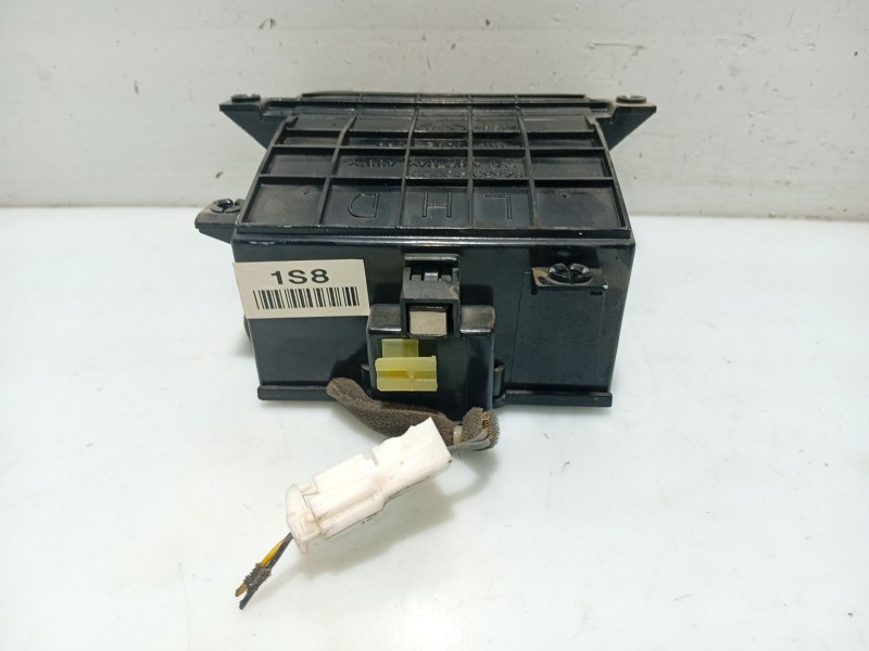 Recambio de cenicero para kia carens iii monospace (un) 2.0 crdi 140 referencia OEM IAM 845501D000  