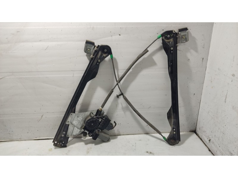 Recambio de elevalunas delantero derecho para ford focus turnier (cak) ghia referencia OEM IAM 1331610  