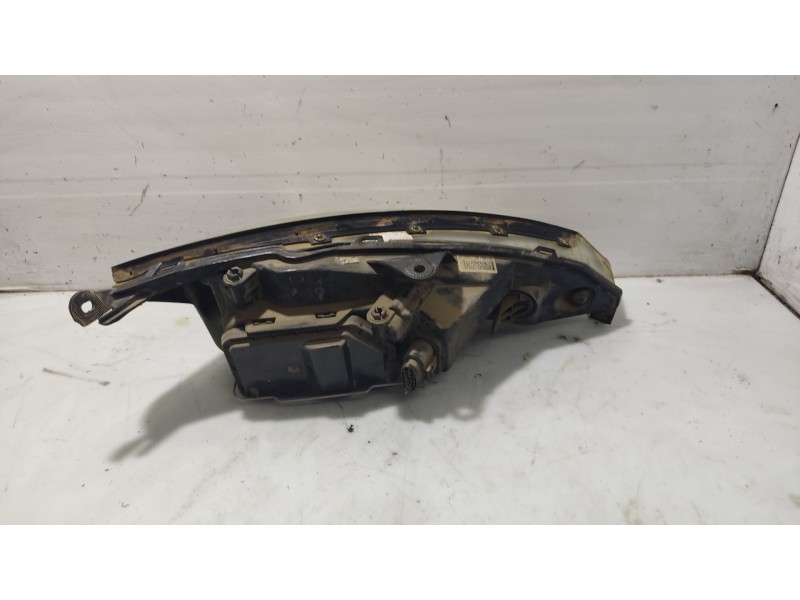 Recambio de faro izquierdo para ford focus turnier (cak) ghia referencia OEM IAM 343657  
