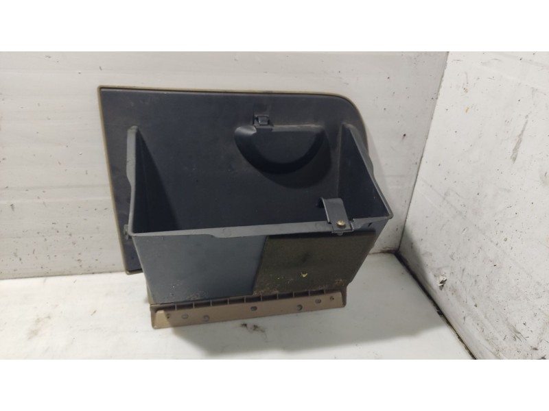 Recambio de guantera para ford focus turnier (cak) ghia referencia OEM IAM 98aba06024am  
