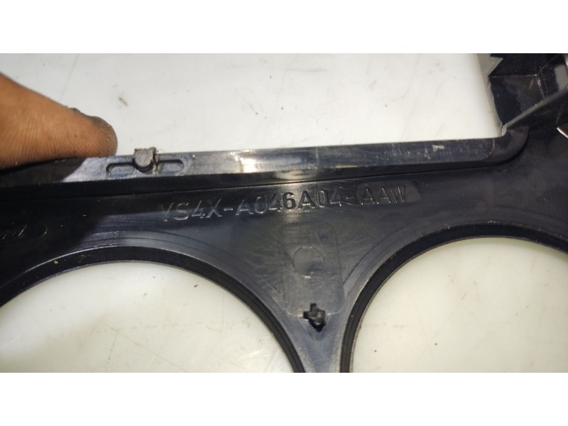 Recambio de moldura para ford focus turnier (cak) ghia referencia OEM IAM YS4XA046A04 96ABA04A04 2M5XA047A04