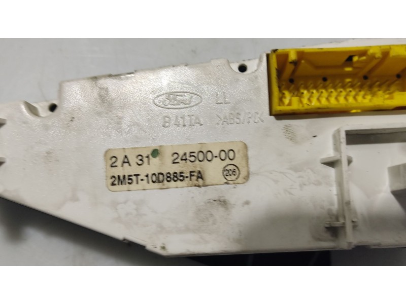 Recambio de pantalla multifuncion para ford focus turnier (cak) ghia referencia OEM IAM 2M5T10D885FA  