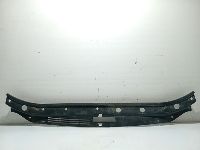 Recambio de moldura para kia carens iii monospace (un) 2.0 crdi 140 referencia OEM IAM 863611D050  