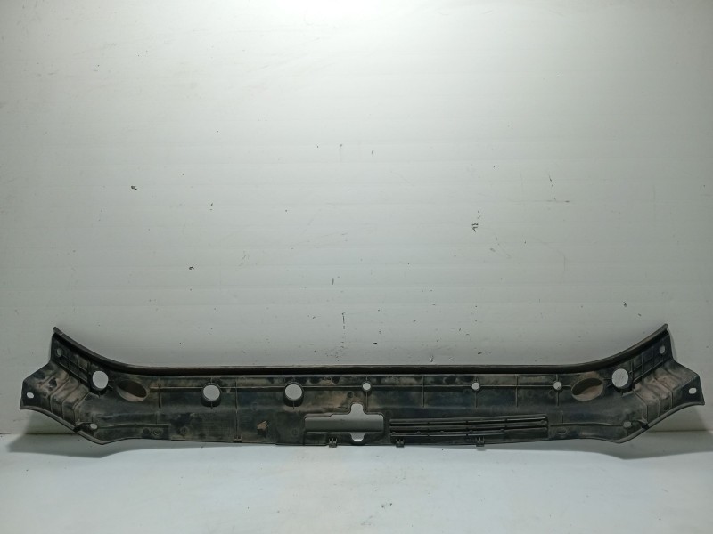 Recambio de moldura para kia carens iii monospace (un) 2.0 crdi 140 referencia OEM IAM 863611D050  